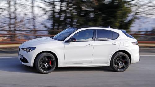 Alfa Romeo Stelvio Tributo 2