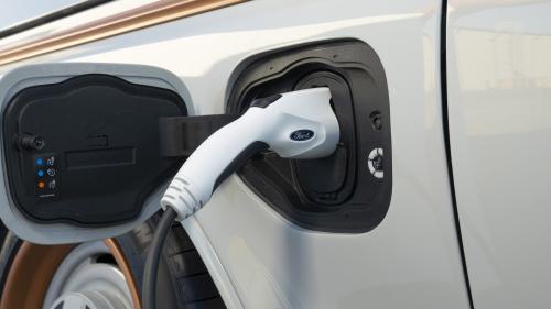 All-electric Ford F-100 Eluminator concept truck 4