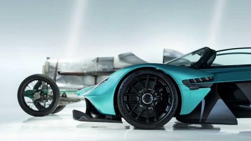 Aston Martin c