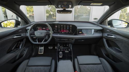 Audi Q6 Sportback e-tron 10
