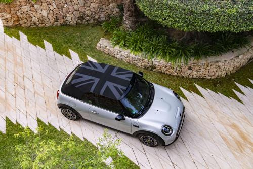 MINI Cabrio 8
