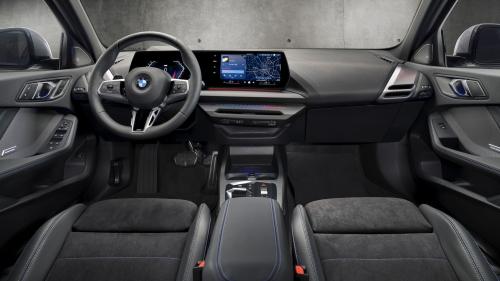 BMW 120 2025 6