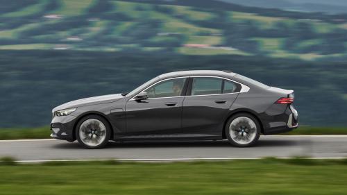 BMW 530e 2024 3