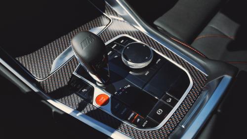 BMW XM Label Red