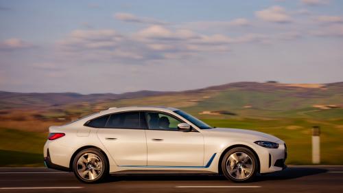 BMW i4 2023 2