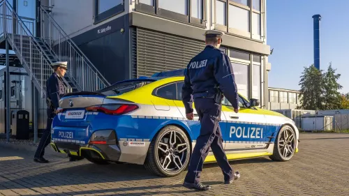 BMW i4 Polizei