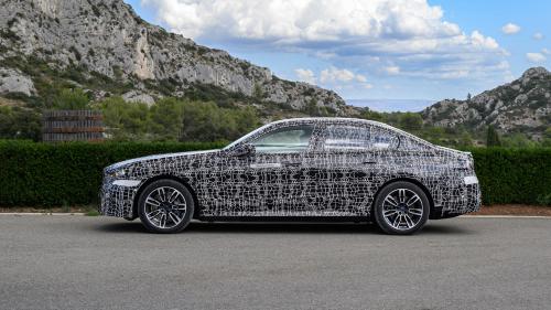 BMW i5