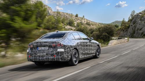 BMW i5