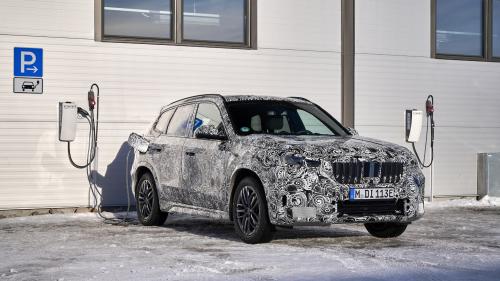 BMW iX1
