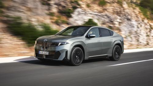 BMW iX4