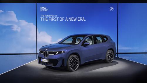 BMW iX3