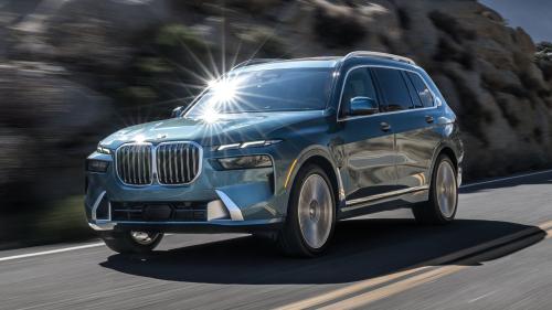 Η παρούσα γενιά της BMW X7