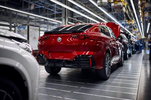BMW iX2 b