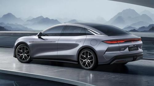 BYD Tang L10