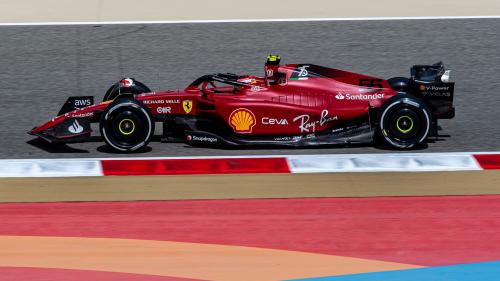 O Carlos Sainz με τη Ferrari F1-75 στις δοκιμές του Μπαχρέιν