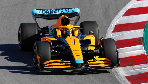 O Lando Norris με τη νέα McLaren MCL36 στην πίστα της Βαρκελώνης
