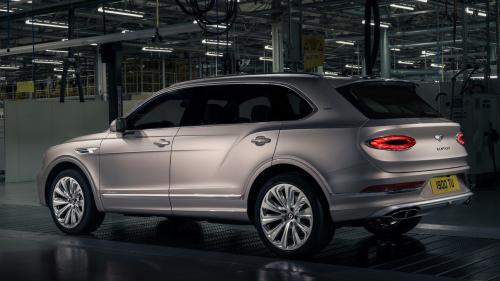 Bentley Bentayga EWB Azure