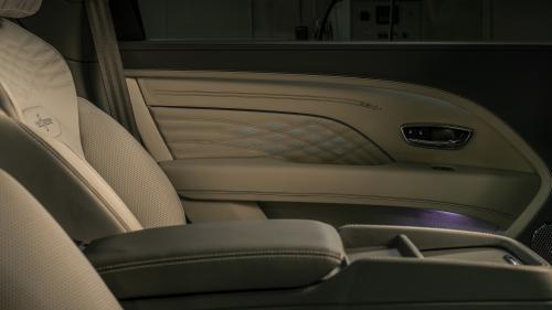 Bentley Bentayga EWB Azure