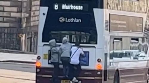 Bus surfing 3