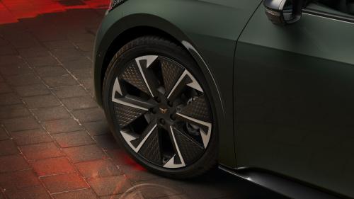 CUPRA Born 2025 7