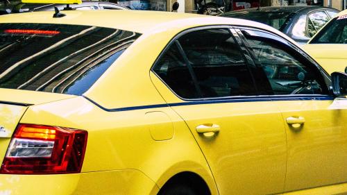Car wind deflector 3