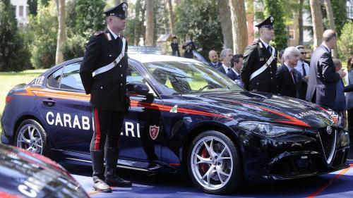 Carabinieri Alfa Giulia QV