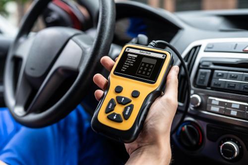 Πώς να βάλεις τέλος στον εφιάλτη του Check Engine; Έτσι θα δεις τι ...