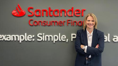 Η επικεφαλής της Santander Consumer Finance στην Ελλάδα, Ελένη Χρονέα