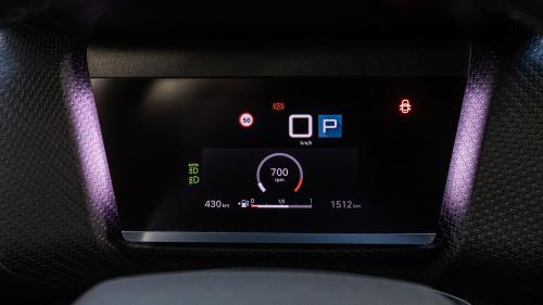 Citroen C4 X 1.2 130 PS EAT8 10