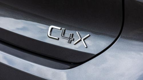 Citroen C4 X 1.2 130 PS EAT8 16