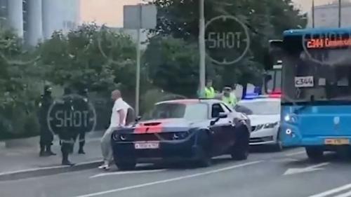 Cops Raid Rich and Successful Supercar Parade 4