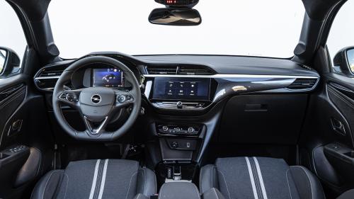 Opel Corsa Hybrid 136 PS