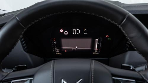 DS 4 Cross 1.5 BlueHDi 130 EAT8 10