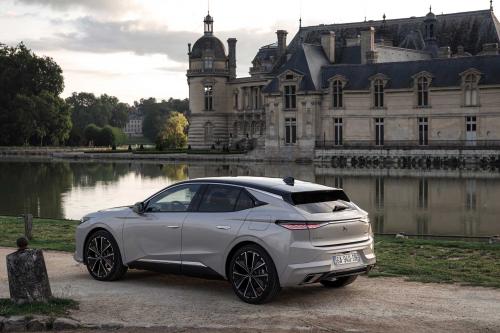 DS 4