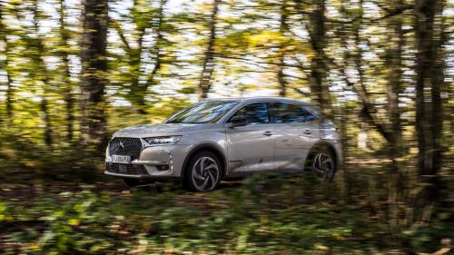 DS 7 Crossback E-Tense 225 2