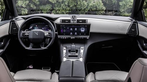 DS 7 E-TENSE 4x4 8