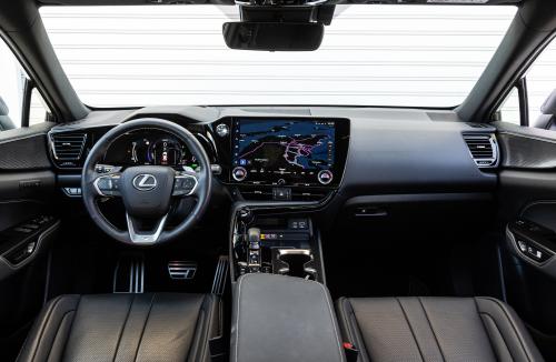 DS 7 E-Tense 300ps vs Lexus NX 450h