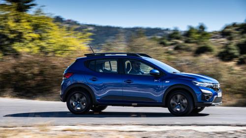Dacia Sandero Stepway CVT 8