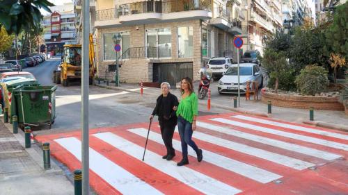 κόκκινες διαβάσεις πεζών στη Θεσσαλονίκη