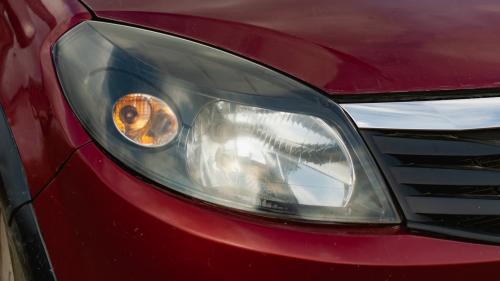 Dirty car headlights 5