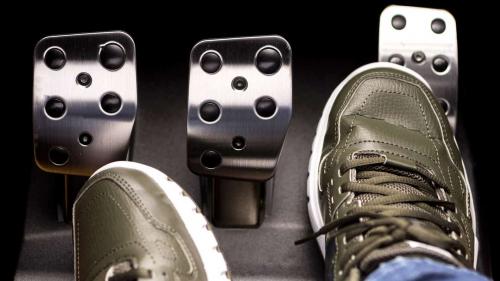 Driving Manual Transimition Car 4