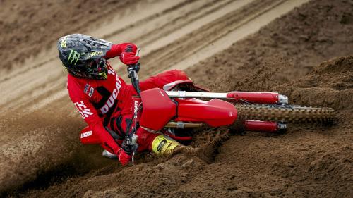 Ducati Desmo450MX 6