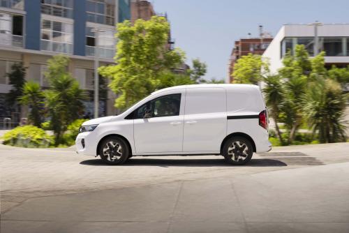 nissan townstar