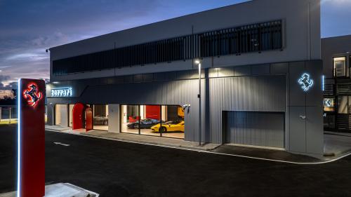 Ferrari εγκατάστασεις 