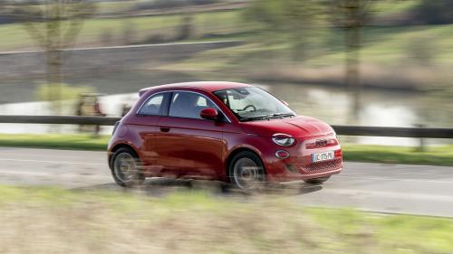 FIAT 500e 3