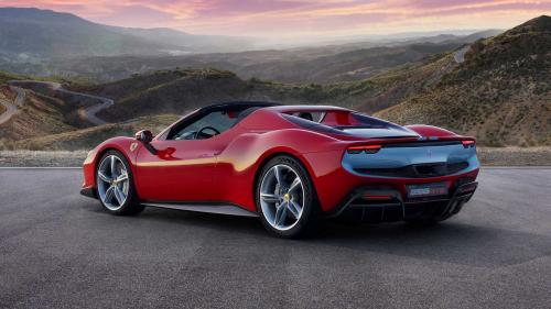 Ferrari 296 GTS 6