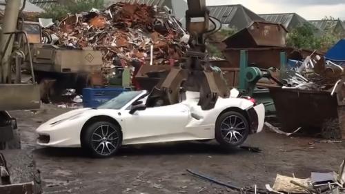 Ferrari 458 Spider Crushed 3