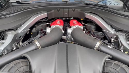 Ferrari Roma 8