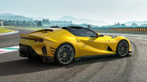 Ferrari 812 Competizione