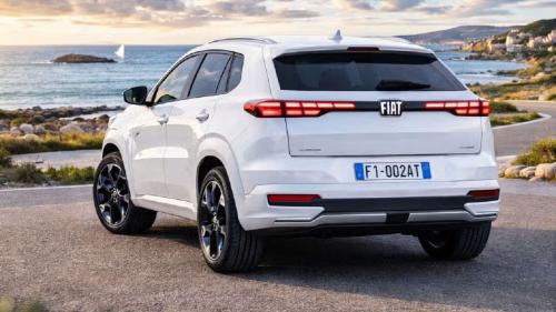 Κεντρική φωτό και πάνω: Ανεπίσημα και υποθετικά ψηφιακά σχέδια για το νέο Fiat Giga Panda